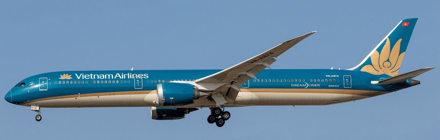 Самолёт Vietnam Airlines Boeing 787-10